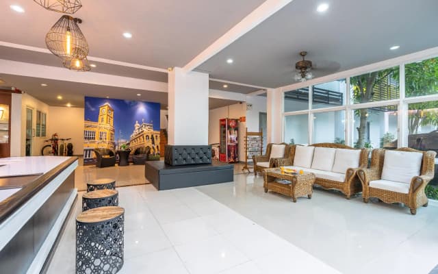 SB Living Place Hotel - photo 2