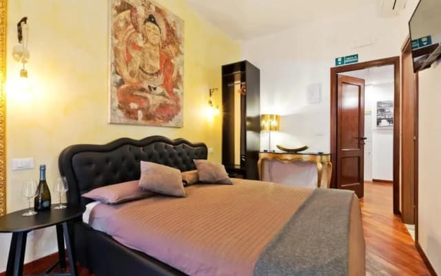 Vatican QG Rooms - photo 4