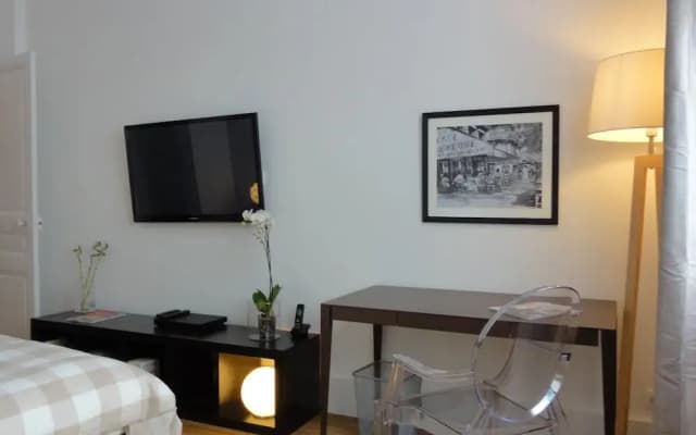 Paris Authentic Appartements Tour Eiffel - photo 4