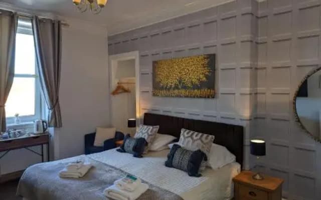 Brig O'Doon Guest House - photo 2