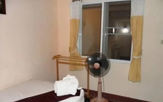 Huen Panicha Guesthouse - photo 3