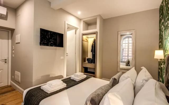 Vite 21 Luxury Room - photo 4