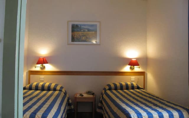 The Alcove Hotel - photo 4