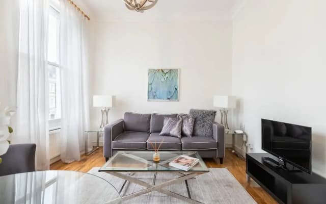 Lexham Gardens Iv By The Residences - photo 4