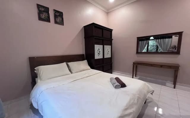 Nurbayu Villa (3 and 4 bedroom Villa) Kemaman - photo 3