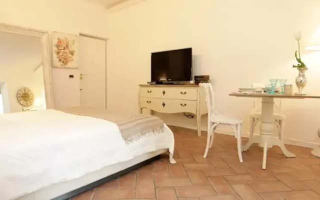 Spanish Steps Suite - photo 2
