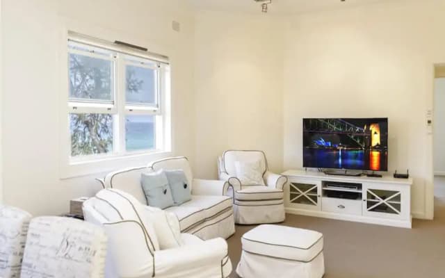 Bondi Beachfront (I719) - photo 5