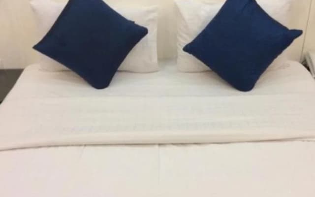 M Belle Hotel - photo 3