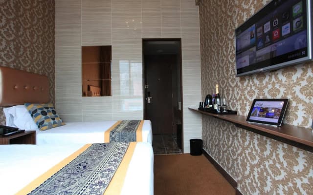 Grand City Hotel - photo 4