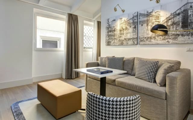 GKK Exclusive Private Suites - photo 3