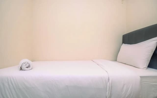 Minimalist and Cozy 2BR Apartment at Kalibata City Residence - photo 5