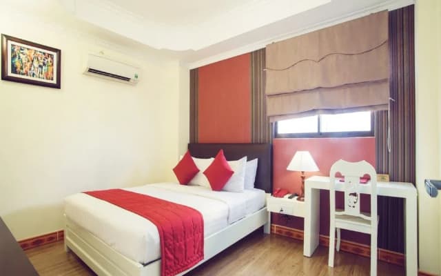 Asian Ruby Center Point Hotel - photo 3