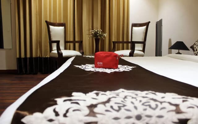 OYO 550 Hotel Aura Grand Residency - photo 2