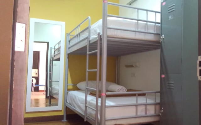 Cx Hostel Kuta Raya - photo 4