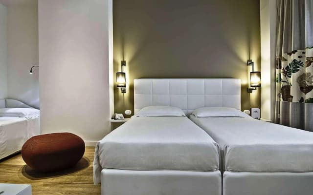 Hotel Caravel - photo 3