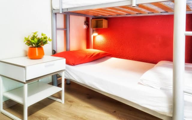 Itaca Hostel Barcelona - photo 2