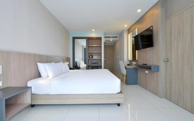 Grace Patong Hotel - photo 4