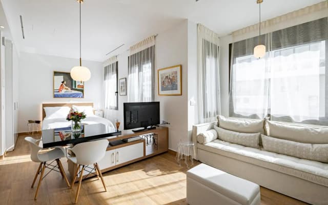 301- HiEndAccomodation-TopLocation - photo 4