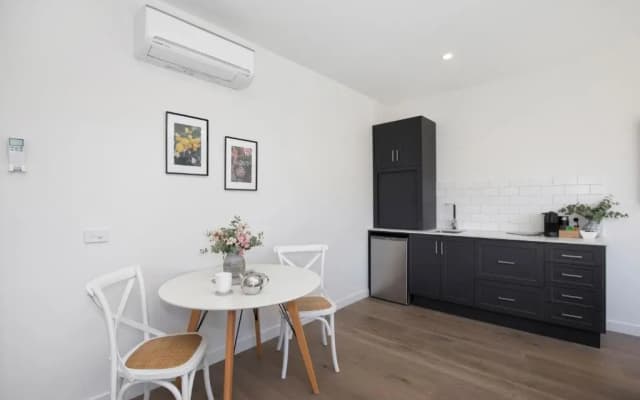 Brooklands Apartments - photo 2