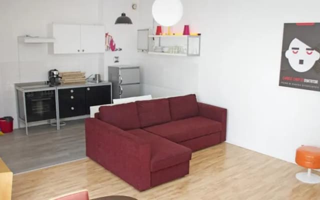 Re Art Flat in Kreuzkolln - photo 3