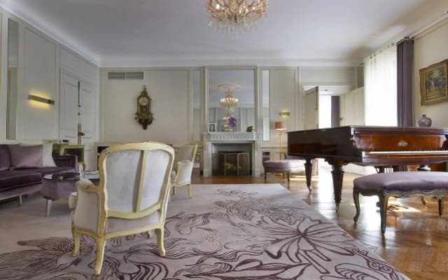 Hotel Lancaster - photo 2