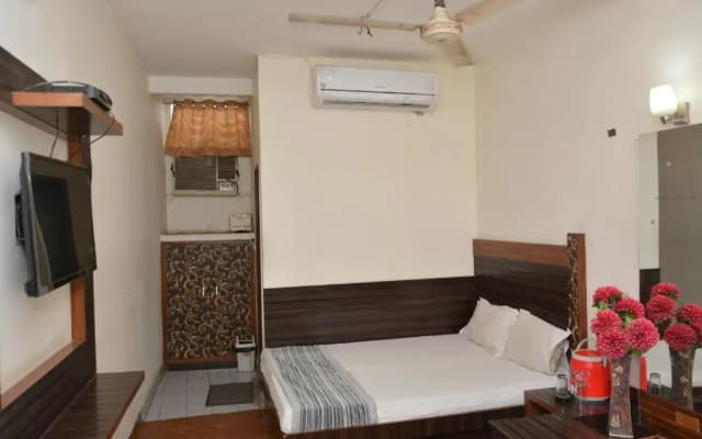 Hotel Yatri International G.H - photo 4