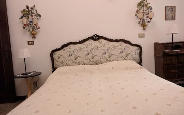 Aunt's Home - photo 2