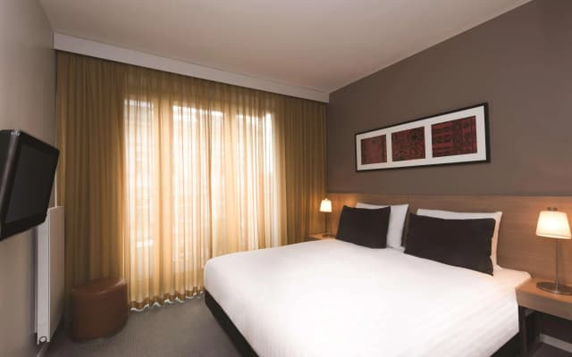 Adina Apartment Hotel Berlin Mitte - photo 5