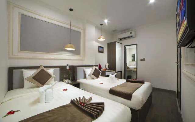 Galliot Central Hotel - photo 5