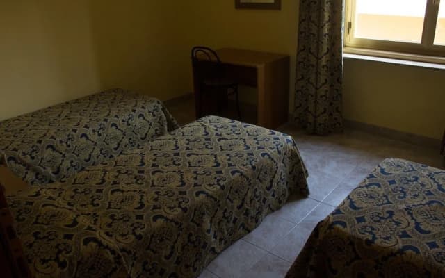 Best Western Hotel Revolution - photo 3