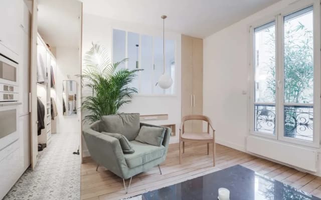 Sumptuous Apartment for 2 - Canal Saint-martin - photo 4