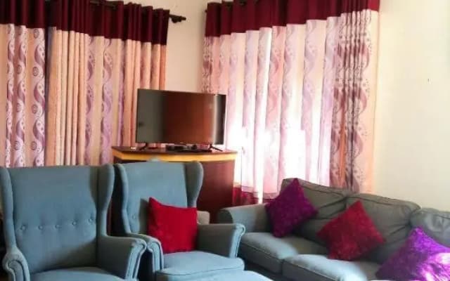 Five Ens Lodge - photo 2