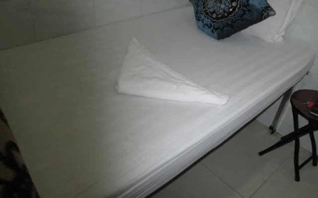 Crystal Hostel - photo 4