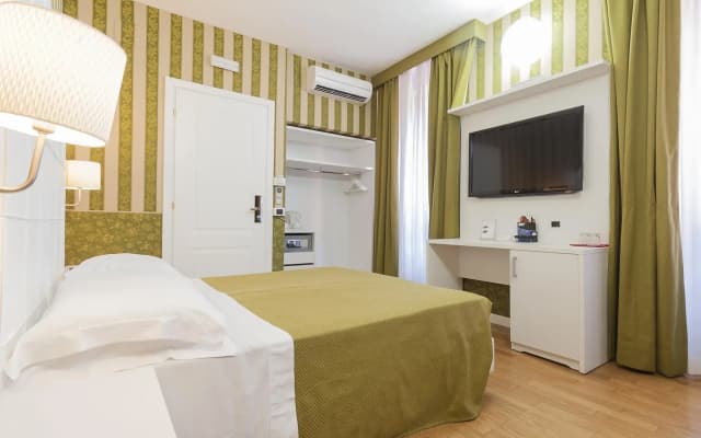 Trevi 41 Hotel - photo 5