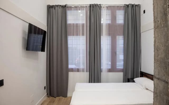 Vr Obregon Apartments - photo 2