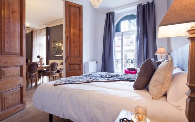 Catalunya Palace Apartment - photo 4