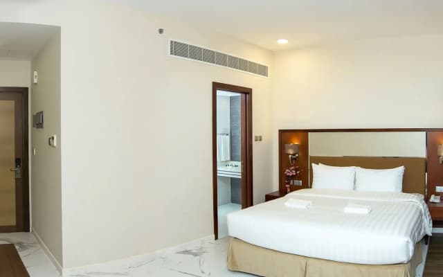 Muscat Gate Hotel - photo 4