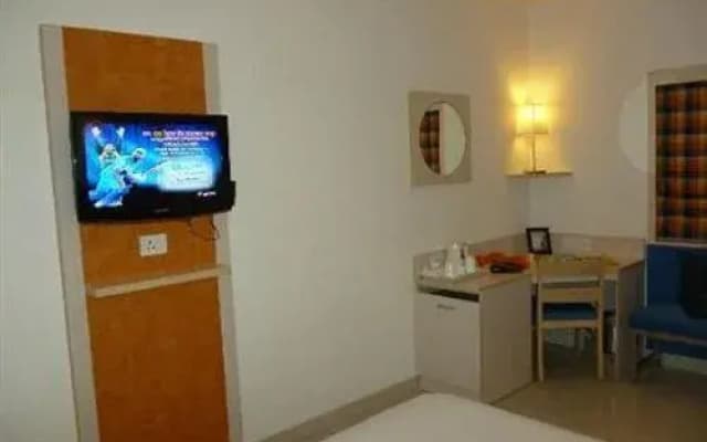Iris Hometel Harinagar - photo 3