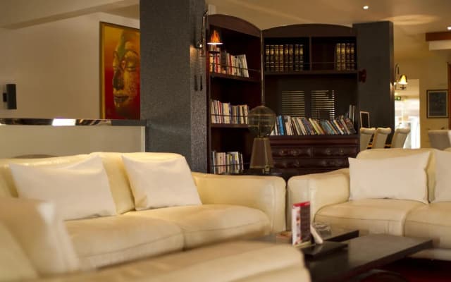 Golden Tulip Al Jazira Hotel - photo 2