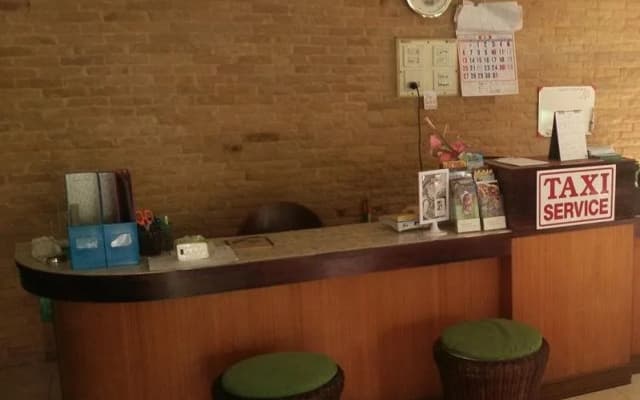 Divers Inn - photo 2