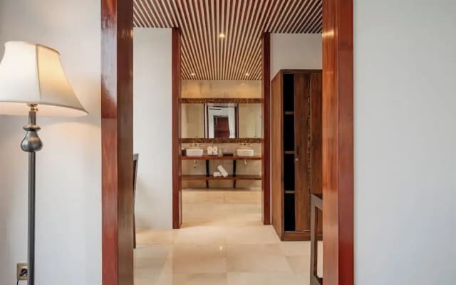 E Sanctuary Resort Ubud - photo 2