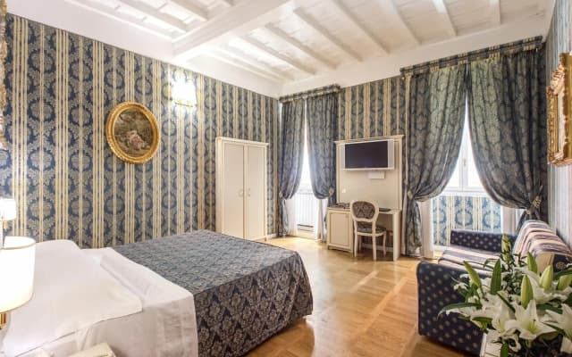 Relais Fontana di Trevi - photo 2