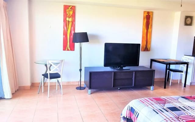 Large Studio Condo Jomtien - photo 2