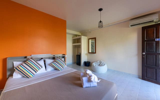 myPatong Social Hostel - photo 2