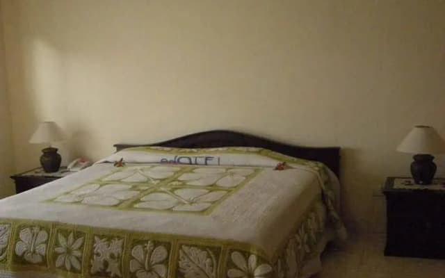 EdOTEL Denpasar - photo 5