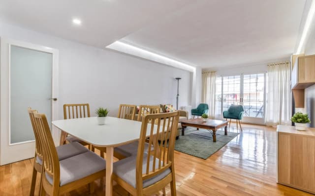 Alcalá I in Madrid with 3 bedrooms and 2 bathrooms - photo 3