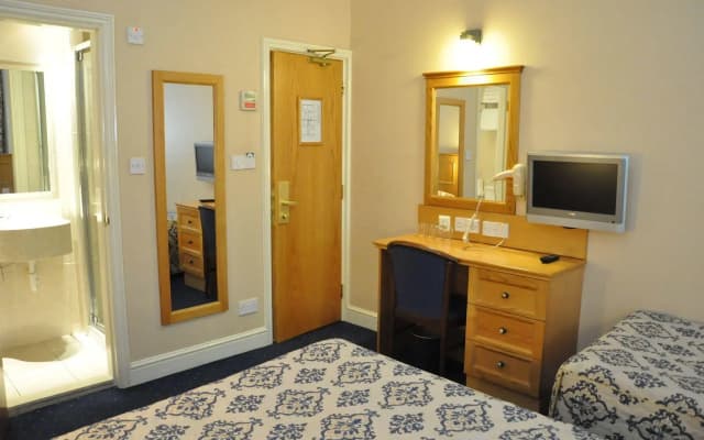 Olympic House Hotel - photo 5