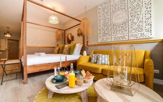 The Majestic Garden Suite - photo 2
