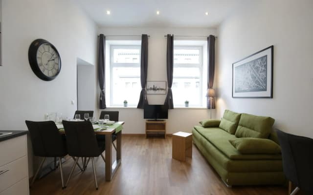 Vienna Gold Apartments - contactless check in - photo 4