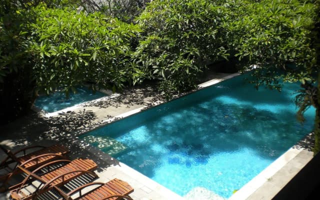 Taman Suci Suite & Villas - photo 2